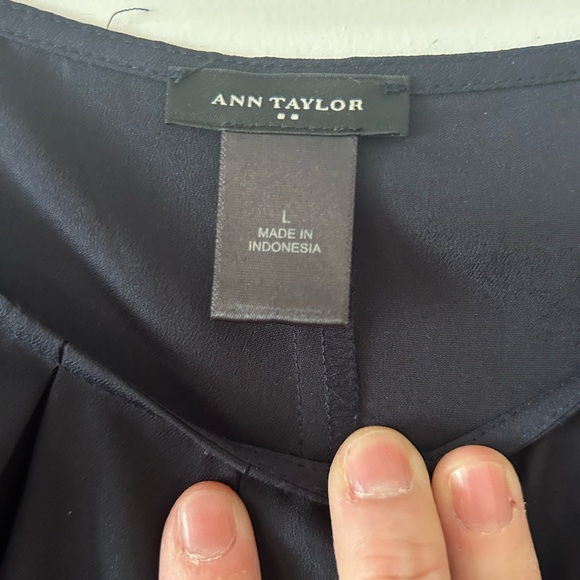 Ann Taylor Short Sleeve Blouse - Picture 5 of 5